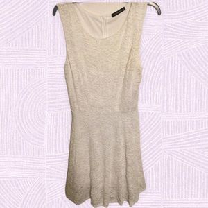 White Lace floral Dress with lining size Large